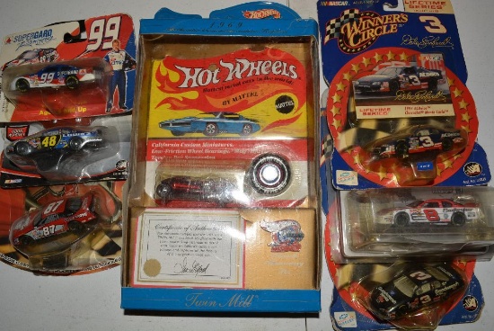 LOT OF 7 TOY CARS IN PACKAGE