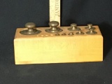 SCALE WEIGHTS