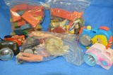 LOT WITH VINTAGE TOYS