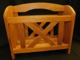 WOODEN MAGAZINE RACK