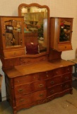 VINTAGE BACHELOR CHEST