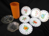 PLATES AND VASE LOT