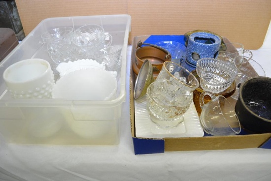 LOT W/ VINTAGE GLASSWARE