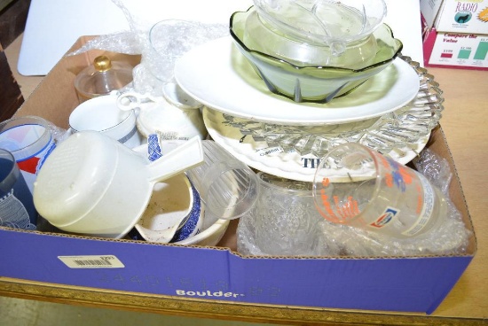 BOX LOT OF GLASSWARE AND CHINA