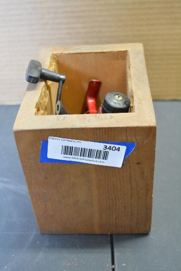 LOT W/ FISHING REEL AND WOOD BOX