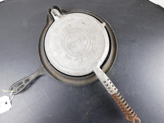 GRISWOLD WAFFLE PAN, AMERICAN NO. 8, 608