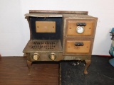 TOY STOVE, METAL, ELECTRIC, NEEDS CORD