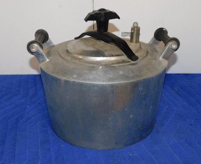 Mini maid pressure cooker sales