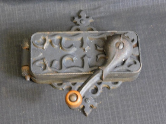 CAST IRON WALL MOUNT CAN OPENER