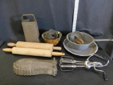 LOT OF VINTAGE KITCHEN ITEMS, HAND MIXER, GRATER, SIFTER, MOLDS, PANS, ROLLING PINS