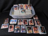 LOT BOX OF BASKETBALL CARDS