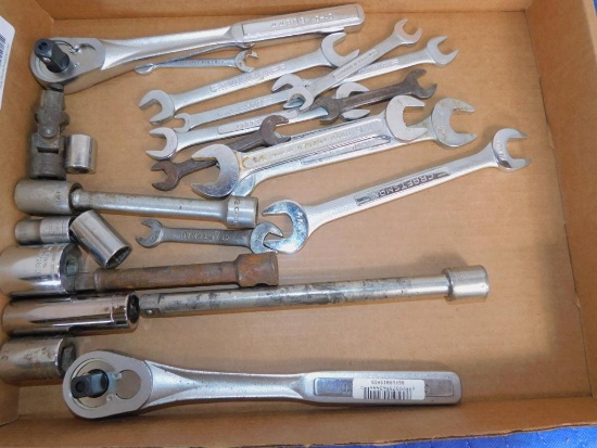 LOT WRENCHES, SOCKETS, 1/2" DRIVE