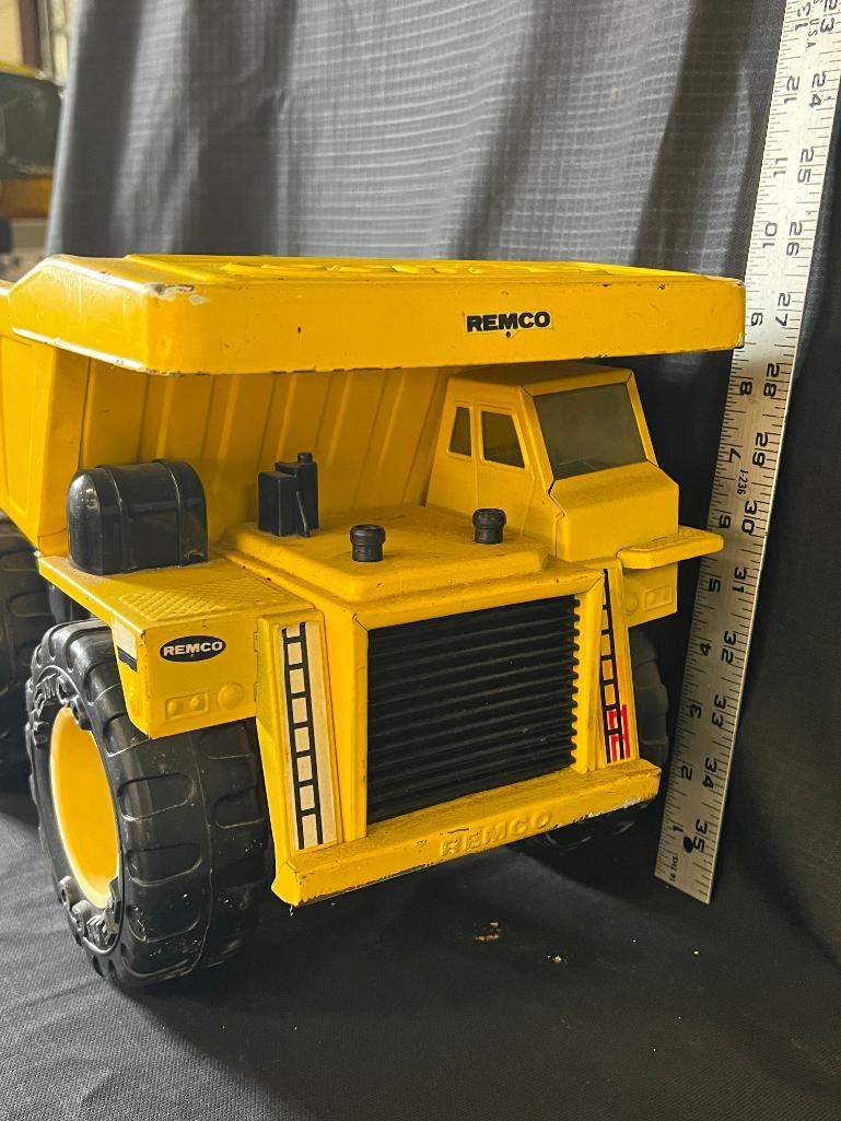REMCO DUMP TRUCK Proxibid