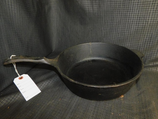 WAGNER 1891 ORIGINAL CAST IRON COOKWARE 10.5" CHICKEN FRYER
