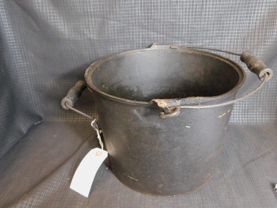 SAFETY NO. 6 CAST IRON POT
