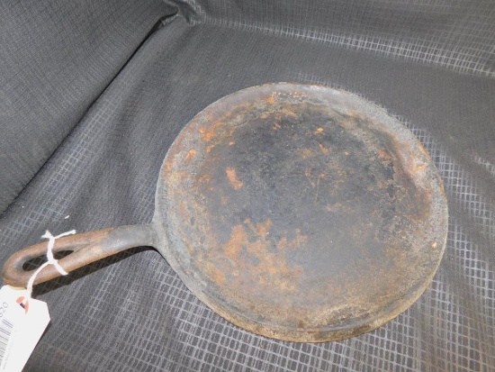 WAGNER WARE SIDNEY -0- CAST IRON FLAT GRIDDLE #1109