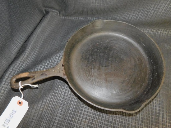 MARTIN STOVE & RANGE CO. CAST IRON SKILLET, FLORENCE AL