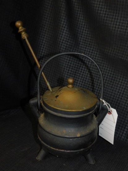 VINTAGE CAST IRON SMUDGE POT FIRE STARTER KETTLE
