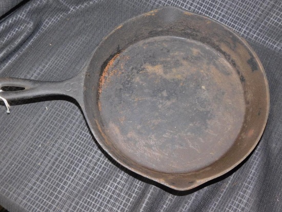 MARTIN CAST IRON SKILLET NO. 8, FLORENCE, AL