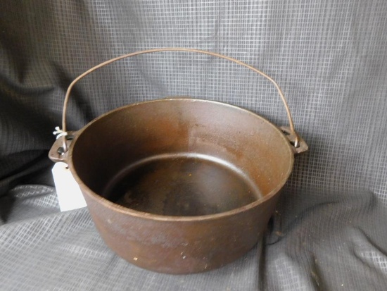 GRISWOLD CAST IRON TITE-TOP DUTCH OVEN NO. 10, #310A