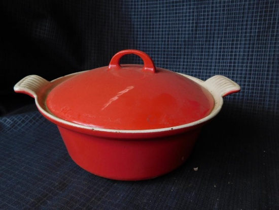 GRISWOLD NO. 68 RED ENAMEL DUTCH OVEN WITH LID NO. 680