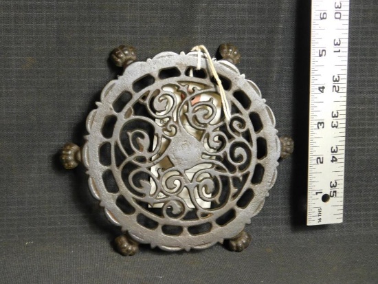 CAST IRON TRIVET, NO MARKINGS