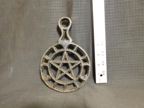 CAST IRON TRIVET, NO MARKINGS