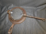 WAGNER MFG CO. SIDNEY CAST IRON WAFFLE MAKER