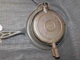 GRISWOLD MFG. CO. THE NEW AMERICAN CAST IRON WAFFLE IRON NO. 7, #973