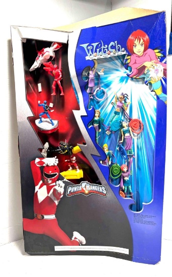 Six Power Rangers and Witch Happy Meal, Toys in Display