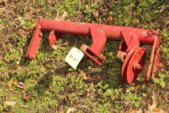 Tractor Bar w/Pulley