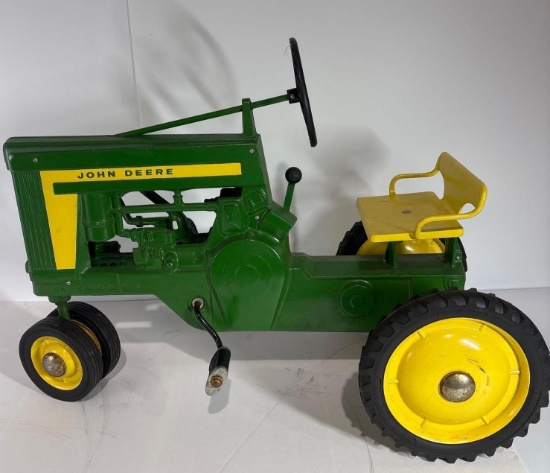 John Deere Pedal Tractor