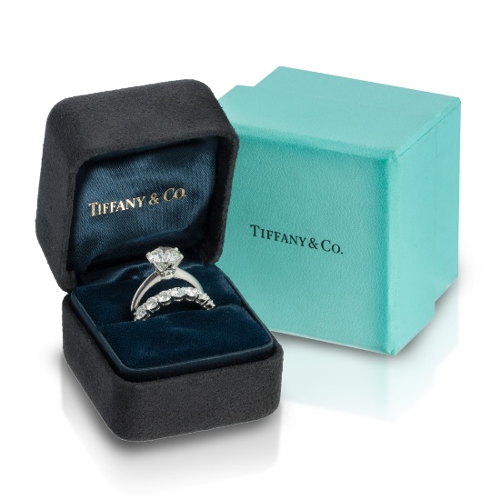 PLATINUM TIFFANY & CO DIAMOND ENGAGEMENT RING SET