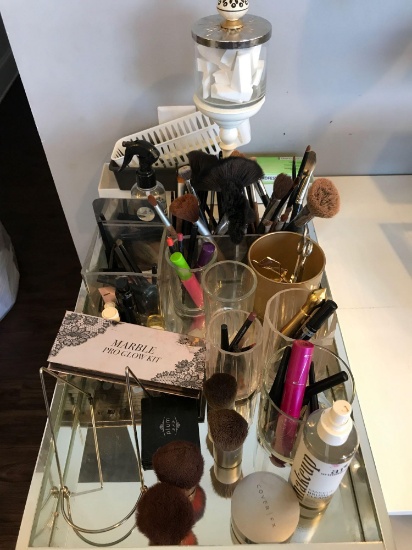 Counter top mirrored tray, beauty tools.