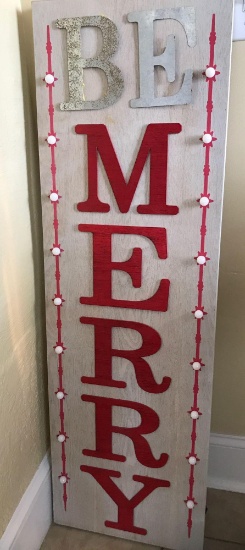 "Be Merry" Wall Hanging