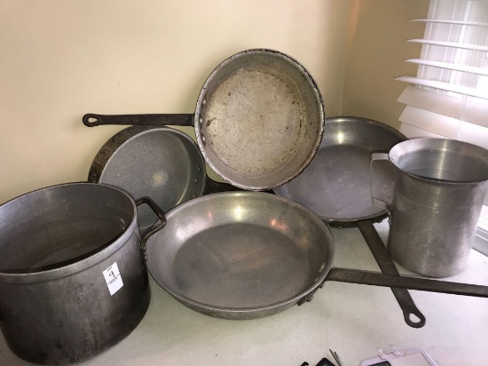 Kitchenware Lot