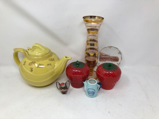 Assorted Teapot/Dishes