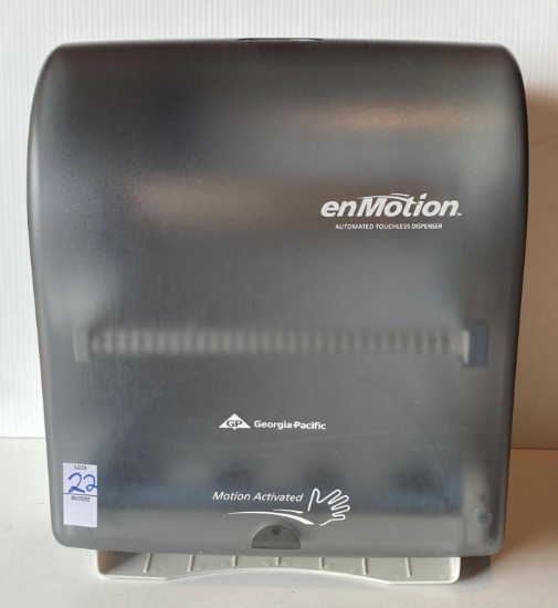 enMotion Touchless Paper Towel Dispenser, Commercial