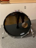 PEARL Bass Drum with Folding Legs