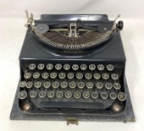 Remington Manual Typewriter with Case