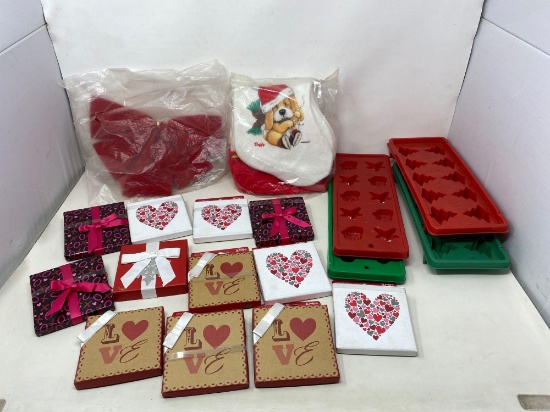 Christmas Gift Boxes, Stocking, Plastic Bows and Silicone Molds