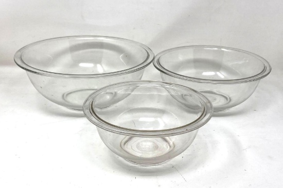 3 Graduated Clear Glass Mixing Bowls