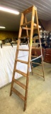 Wooden 8' Step Ladder