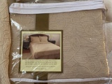 Bedspread and Pillow Shams