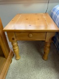 Oak Single Drawer End Table