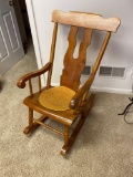 Arm Rocker with Braided Seat Pad