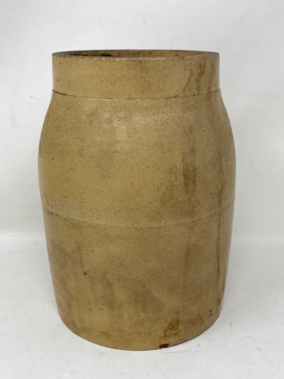 Stoneware Crock with Stoneware Lid