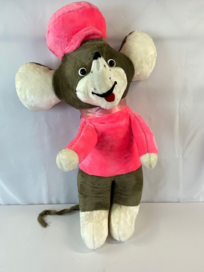 Plush Mouse Toy in Pink Shirt & Hat