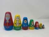 Set of 6 Nesting Family Member Dolls