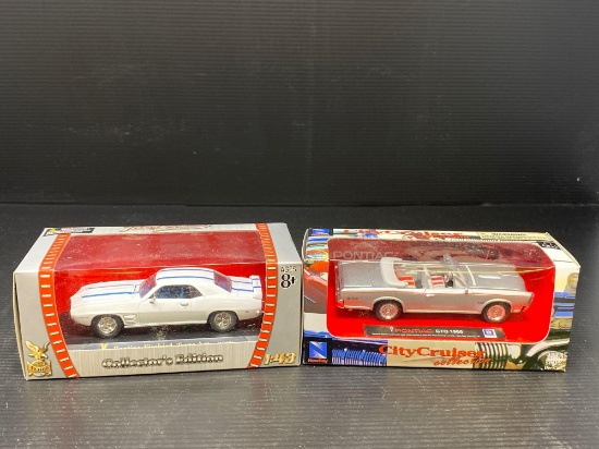 Road Signature Collection 1969 Pontiac Fire Bird Trans Am and City Cruiser 1966 Pontiac GTO